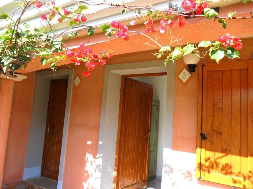 Hotel Sant'Efisio Lotzorai Bagian luar foto