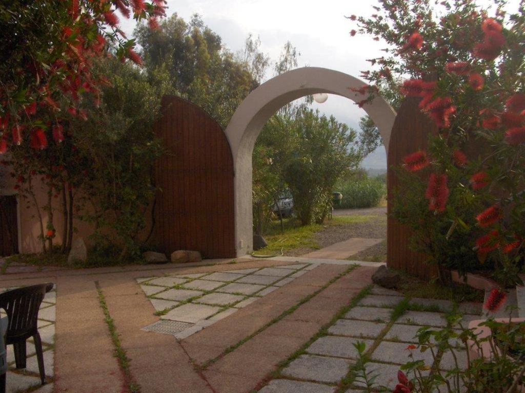 Hotel Sant'Efisio Lotzorai Bagian luar foto