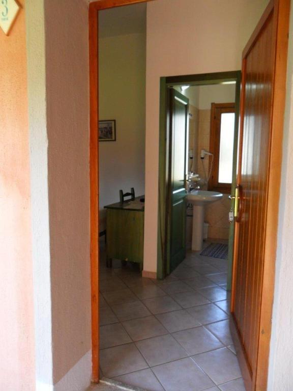 Hotel Sant'Efisio Lotzorai Ruang foto